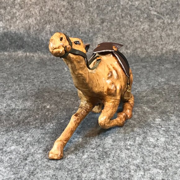 Handmade Leather Camel Statue - Picture 4 of 8